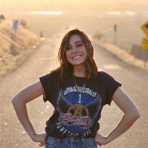 Meet your Posher, Itzel